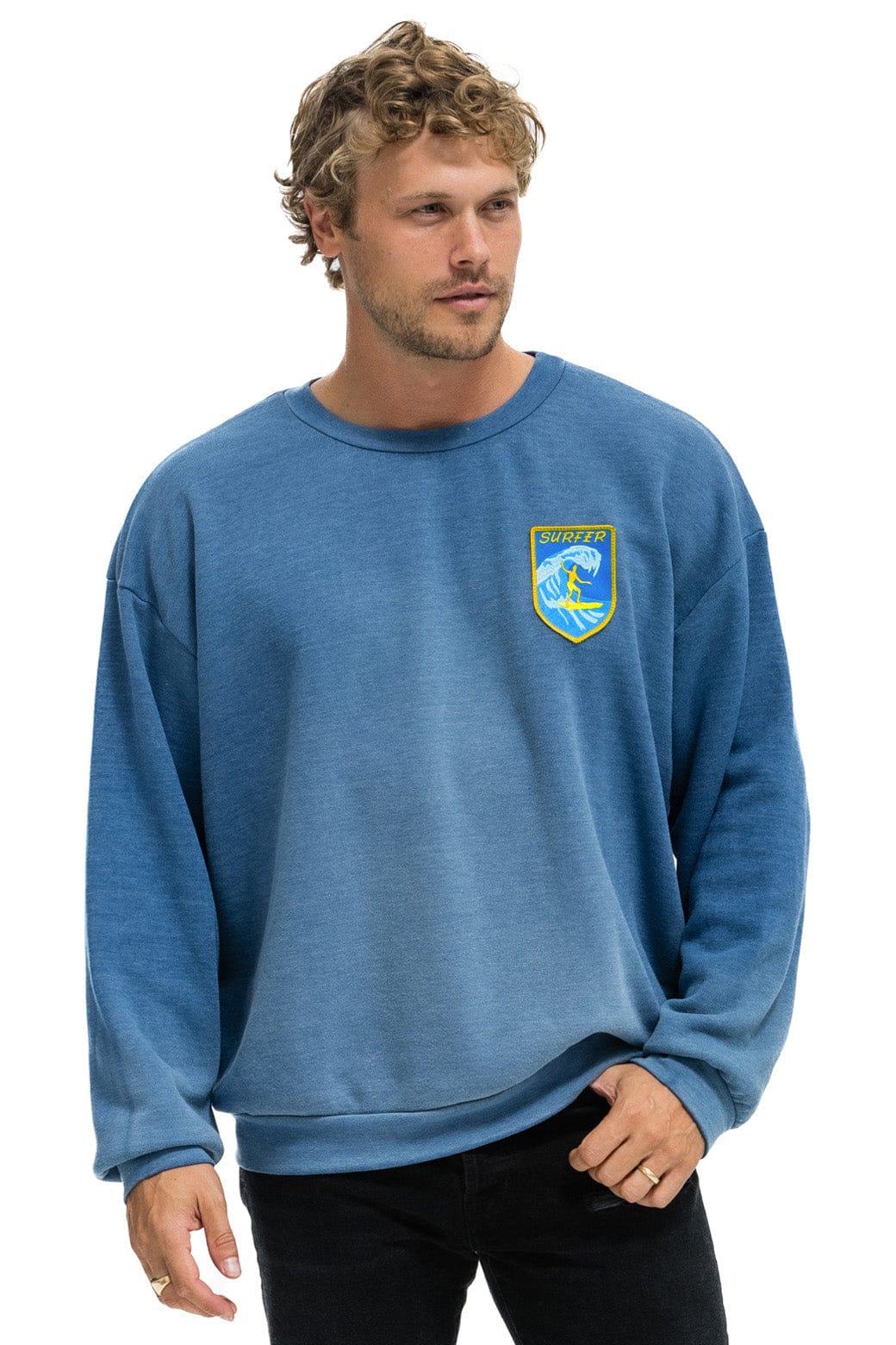 SURFER WAVE PATCH RELAXED CREW SWEATSHIRT - FADED WATER - Image 5