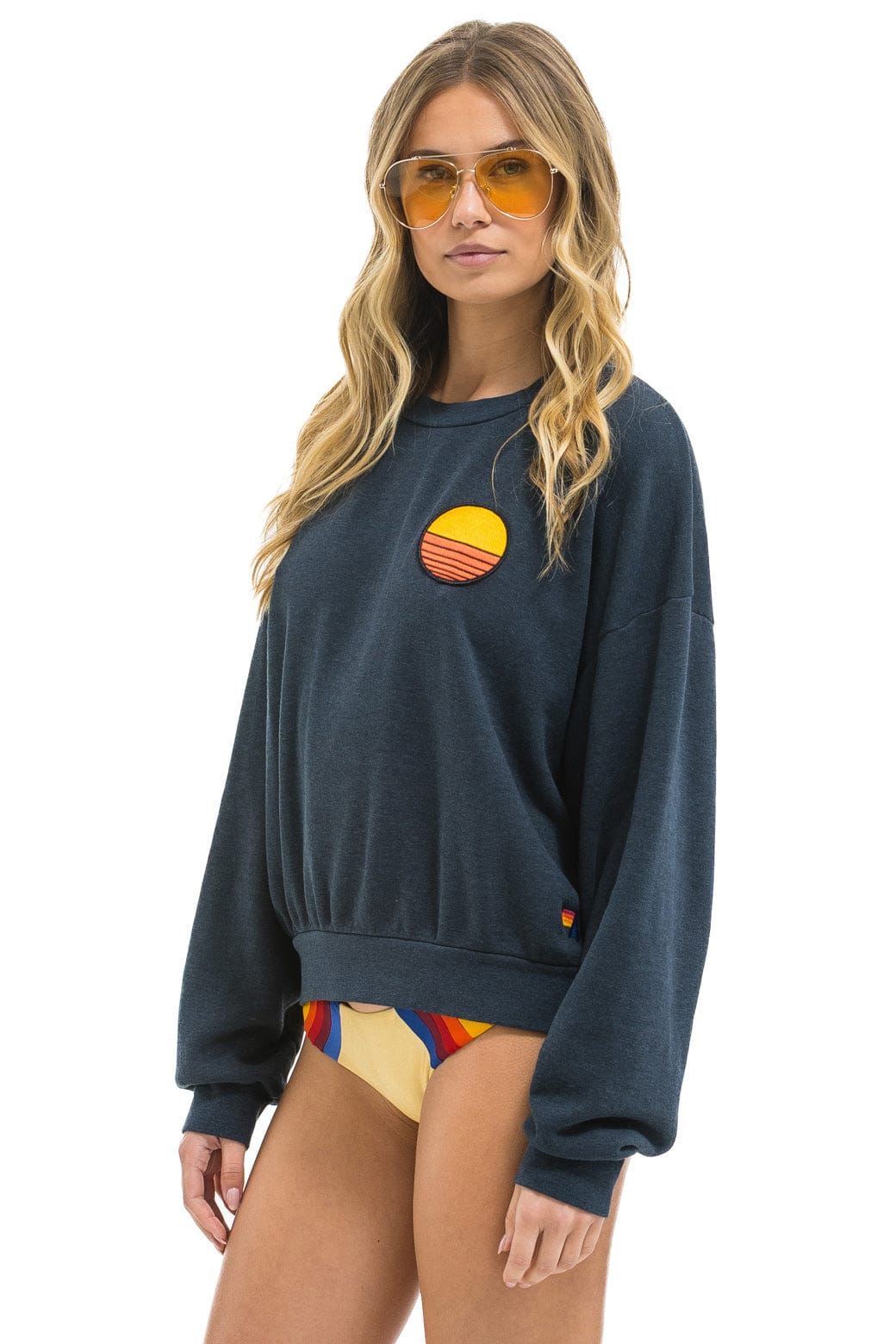 SUNSET PATCH RELAXED CREW SWEATSHIRT - CHARCOAL - Image 3