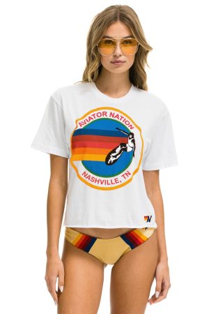 SIGNATURE NASHVILLE BOYFRIEND TEE - WHITE