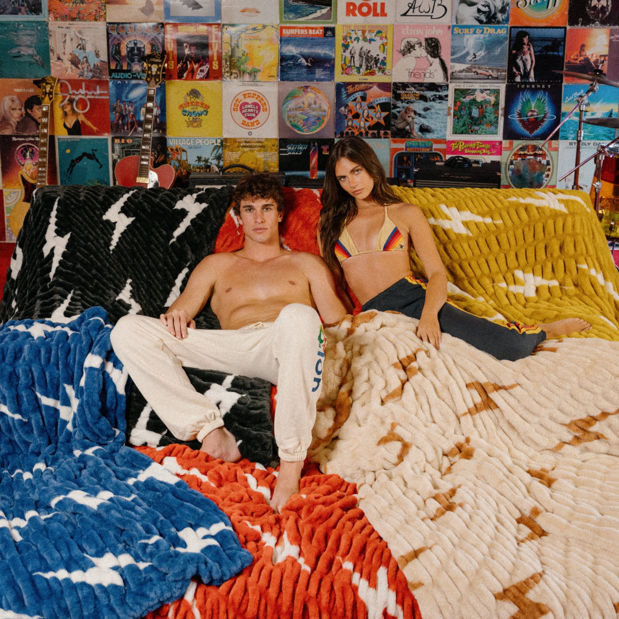 Aviator Nation x Lola Blanket - Red // White Bolt - Image 8