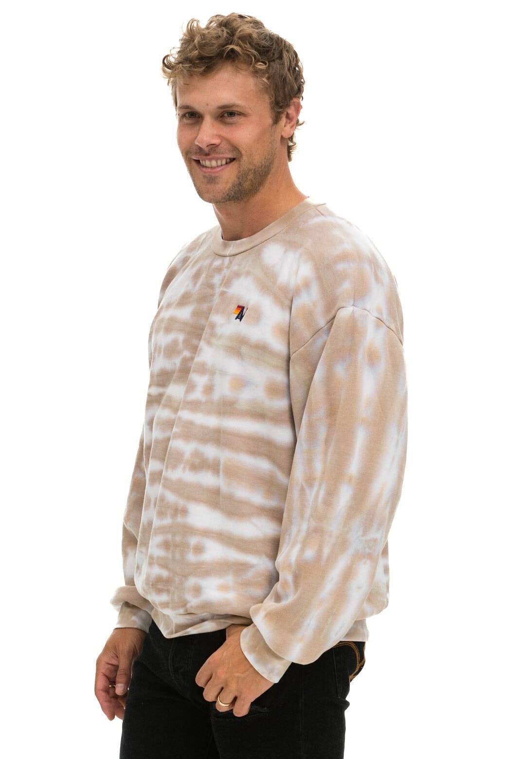 HAND DYED RELAXED CREW SWEATSHIRT - TIE DYE SAND - Image 4